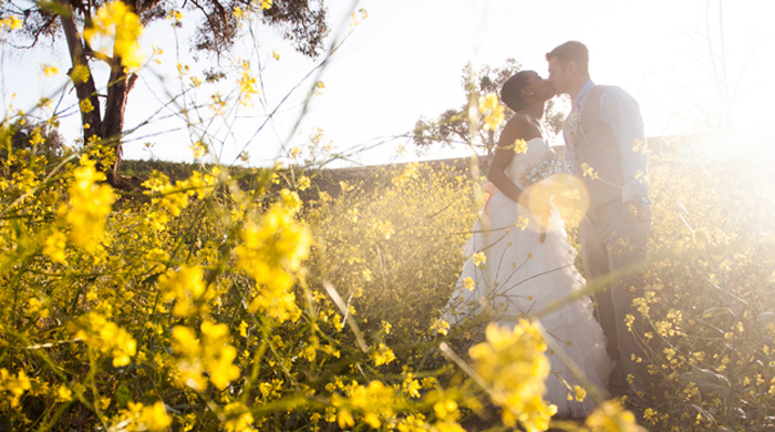 9 Summer Wedding Tips to Help You Keep Your Cool