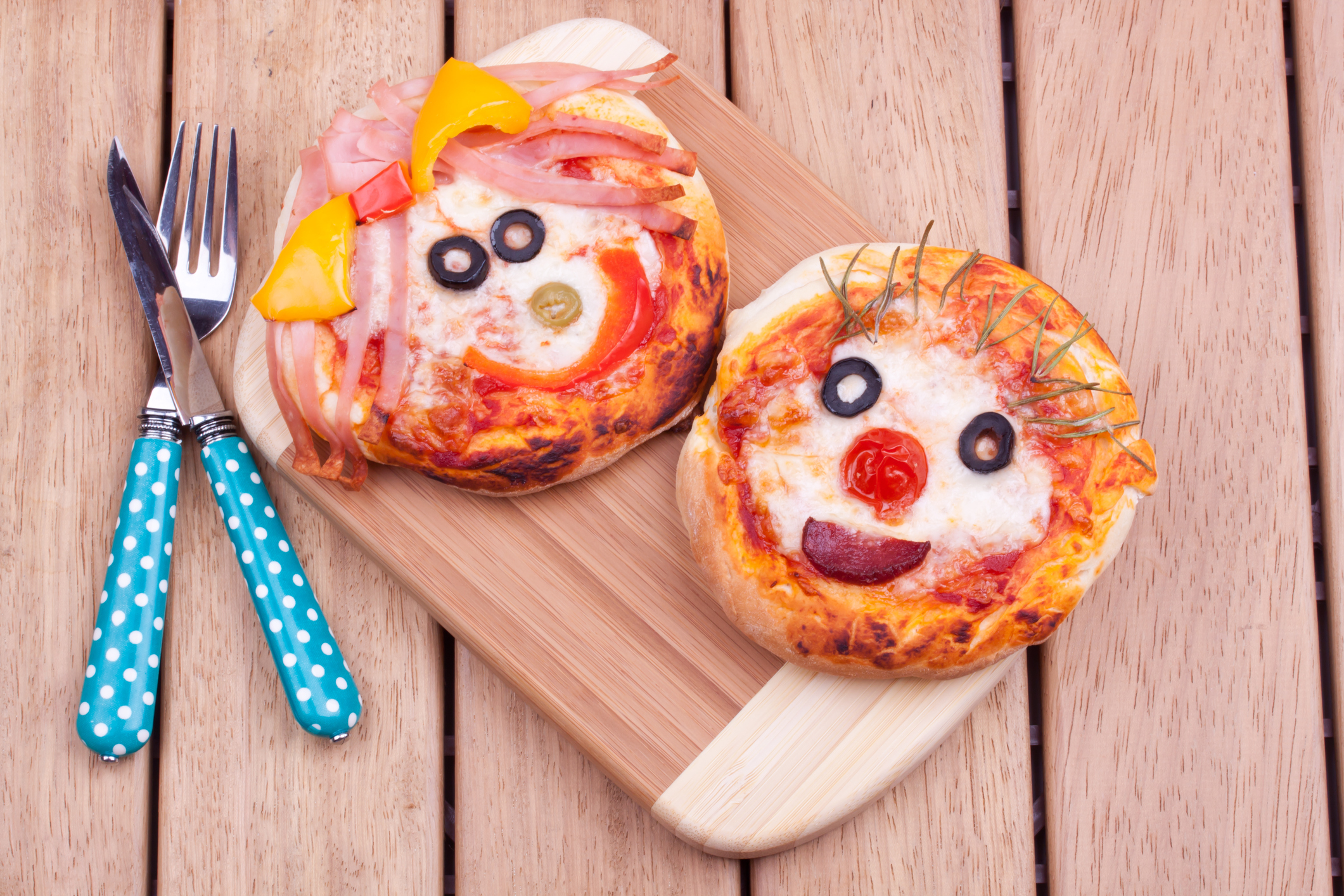 Cute face on kids pizza