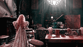 5 Spooktastic Haunted House Themes