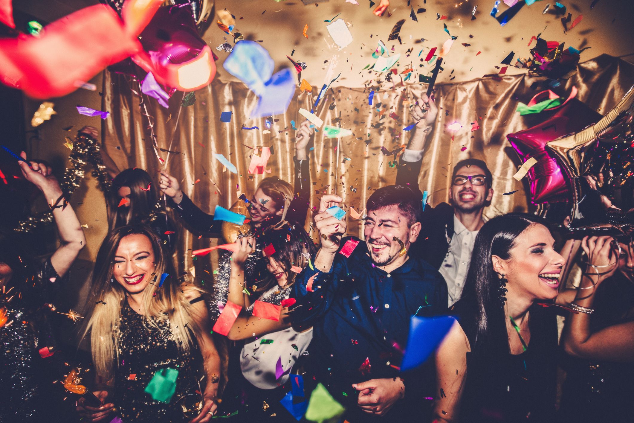 10 Tips for a Killer New Year’s Eve Party