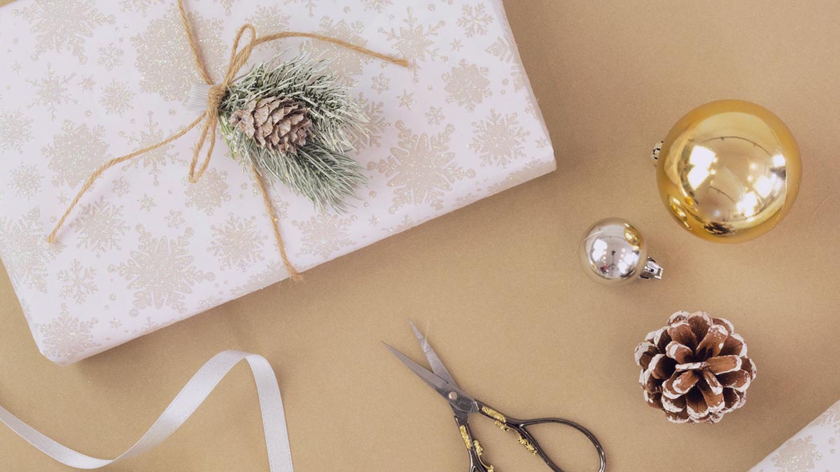 Gift wrapping