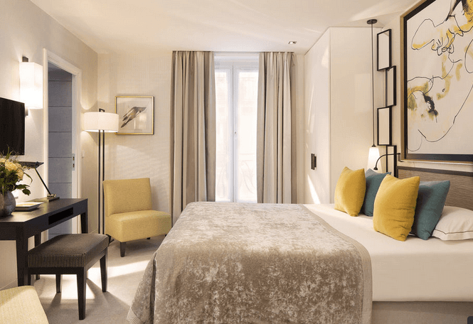 Hotel Balmoral - Champs Elysees Hotel Room