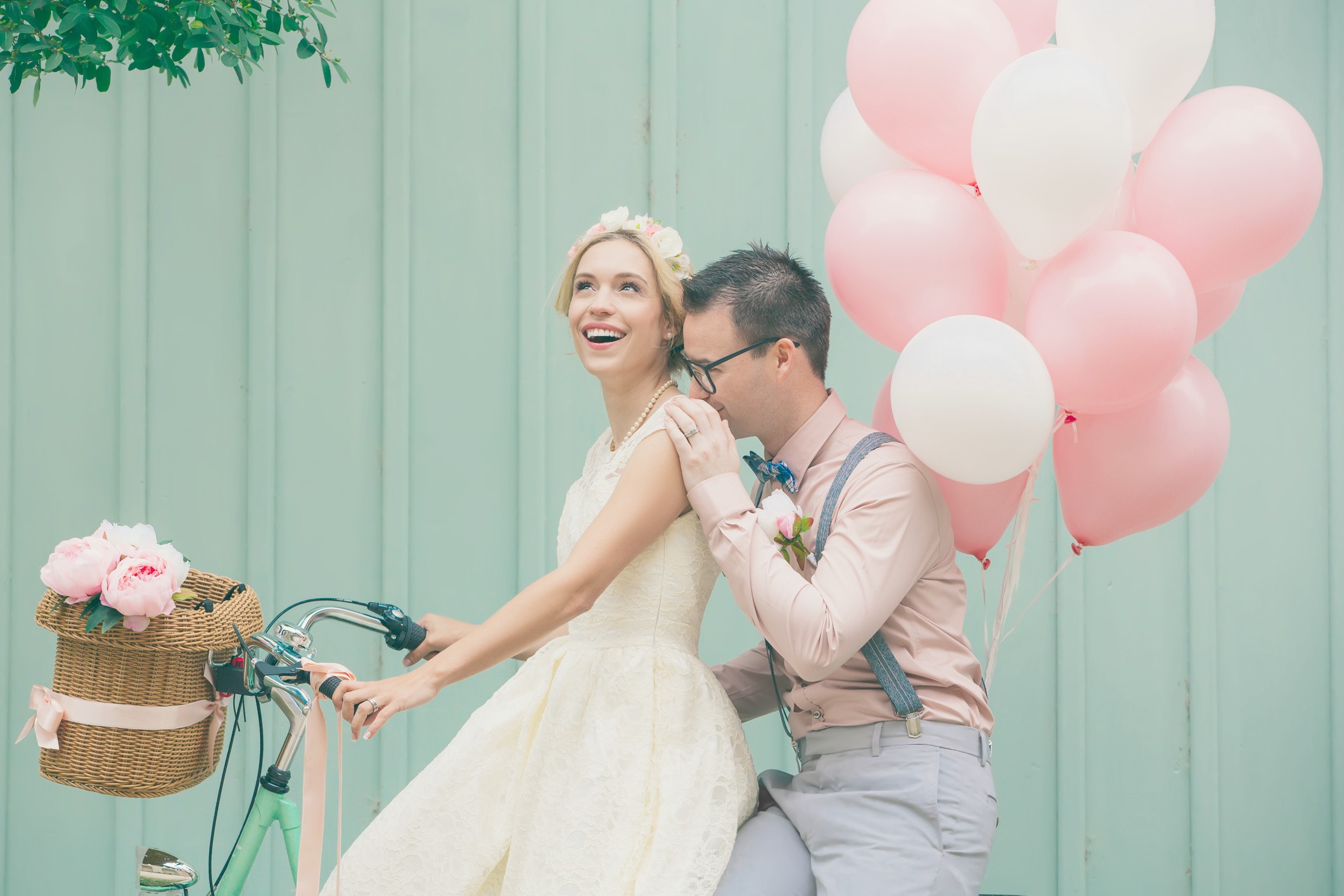 How I Saved More Than $1,600 on My Wedding