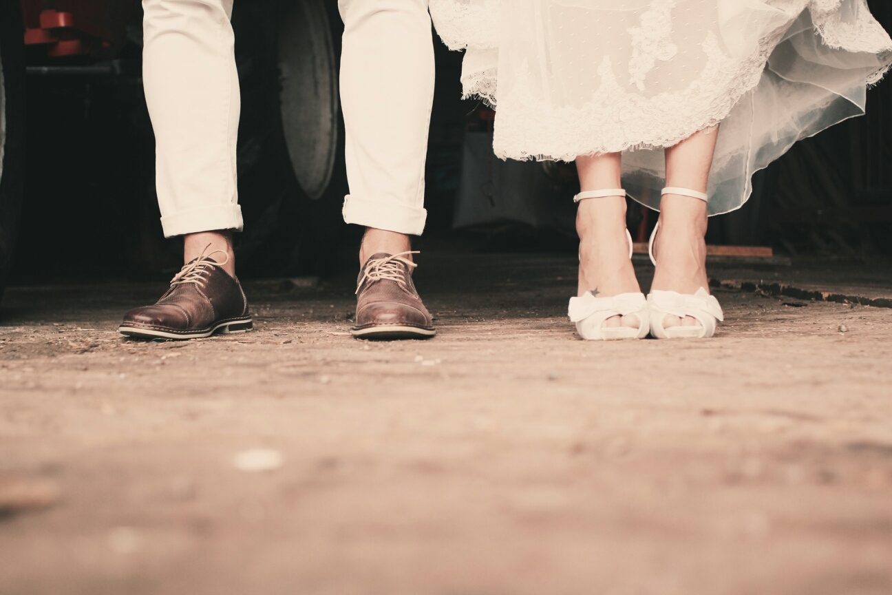 How I Saved More Than $1,600 on My Wedding: Attire