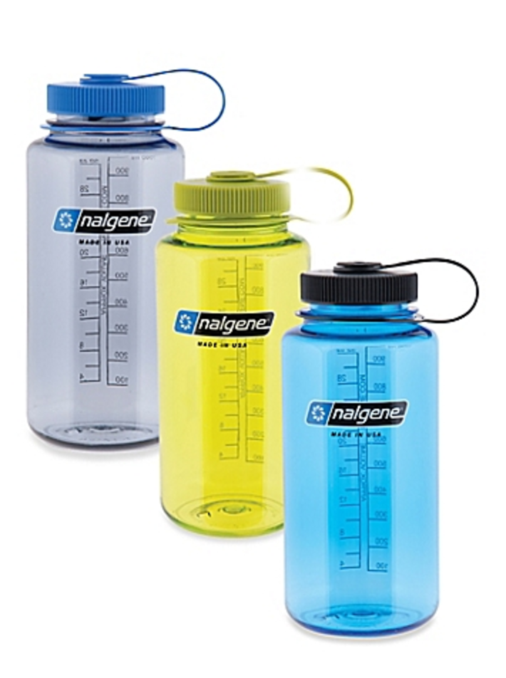 Nalgene 32 oz water bottle