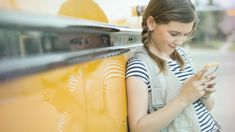 4 Easy Ways to Save on Back to School Clothes