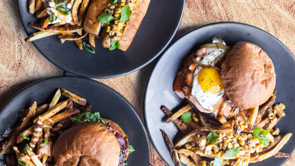 Simple Ways to Save Money on Dining Out