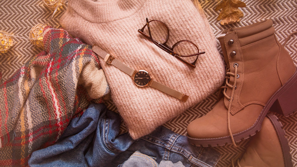 5 Stylish Accessories to Make Every Look Fall Appropriate