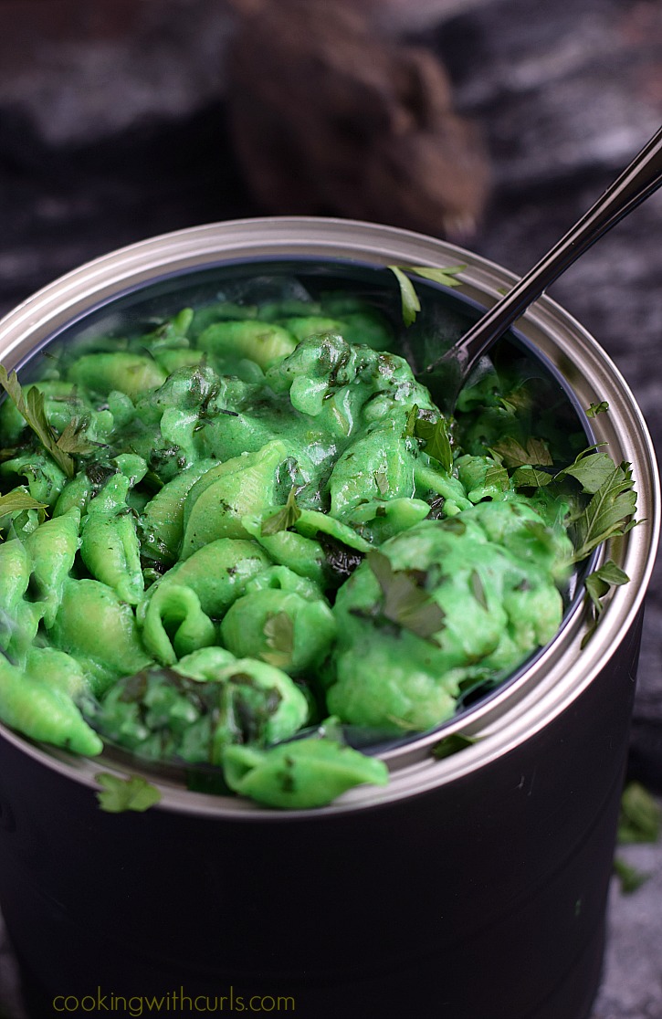 Cooking with Curls Toxic Waste Mac n Cheese