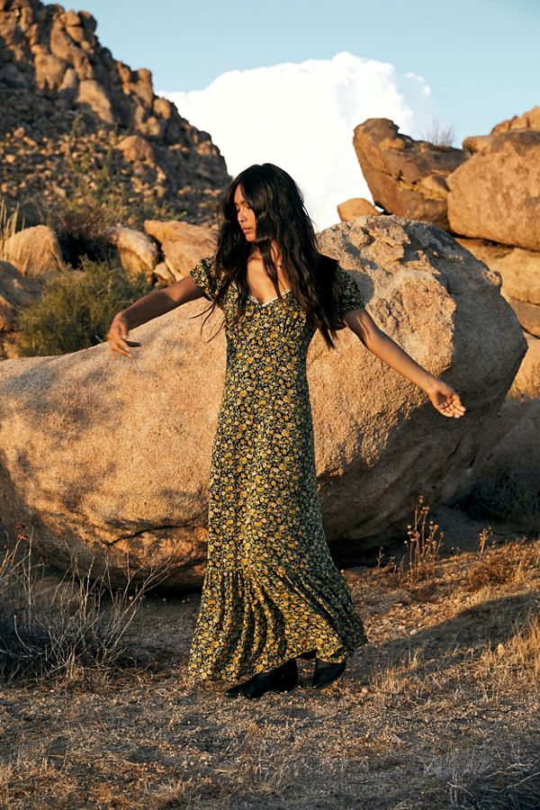 UO Floral Puff Sleeve Maxi Dress