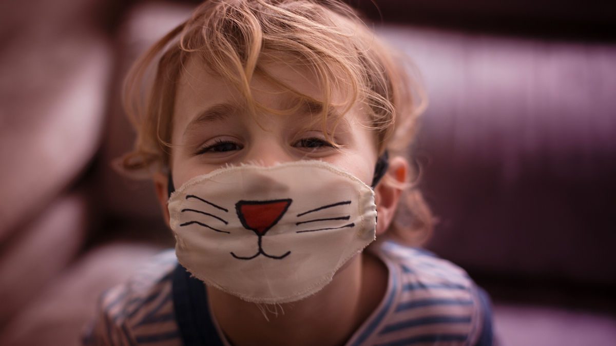 Kid wearing mask