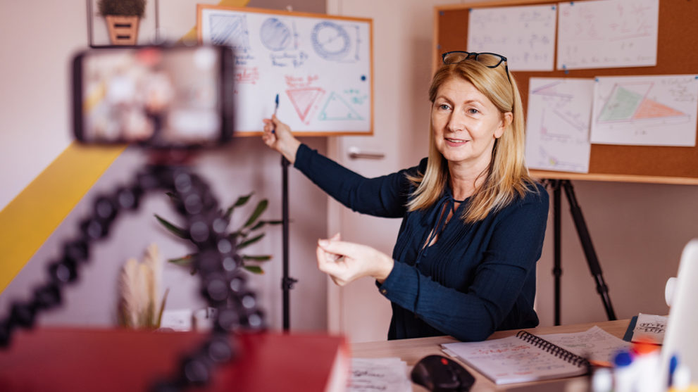 7 Must-Haves for Teachers Taking on Distance Learning