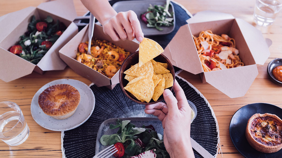 4 Smart Ways to Save on Restaurant Delivery