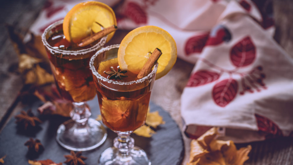 8 Stylish Home Bar Items to Elevate Your Festive Fall Cocktails