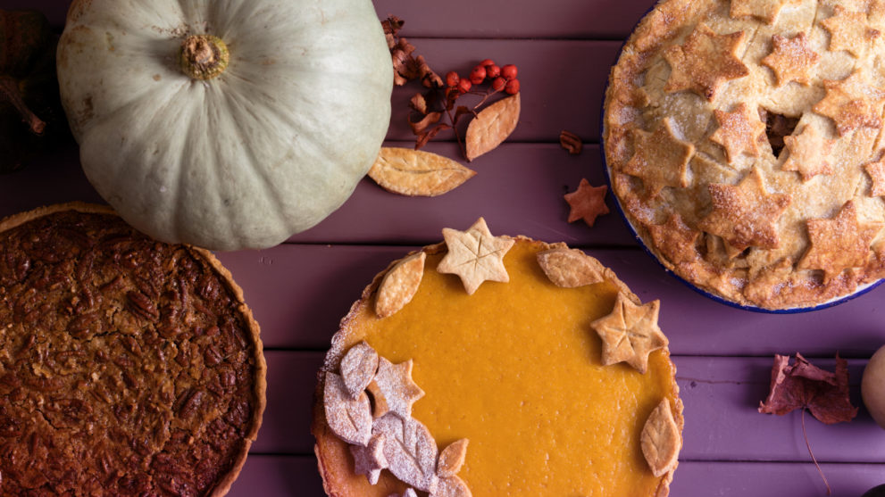 6 Ideas to Safely Celebrate Thanksgiving During COVID-19
