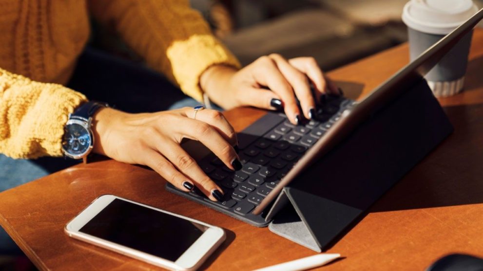 Gadgets And Accessories Blog Header Image