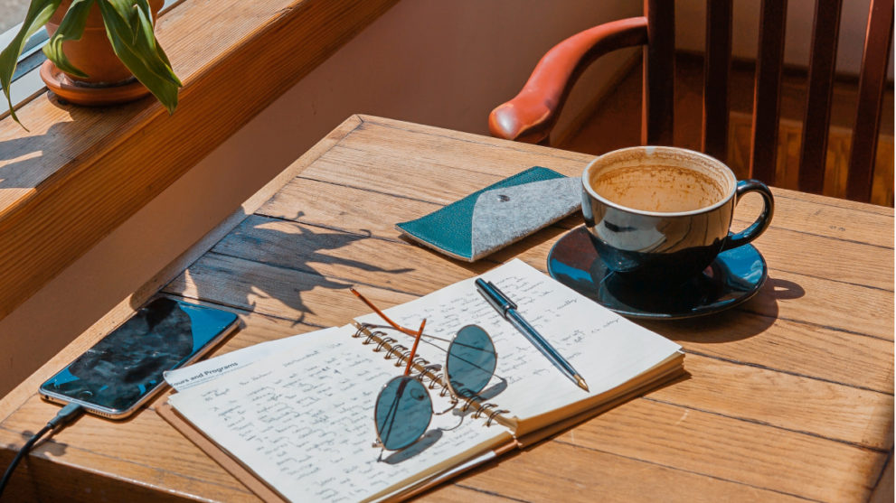 8 Items to Help You Become a Morning Person