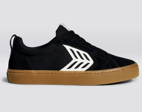 Cariuma Sneakers