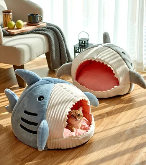 Etsy Enclosed Warm Cat Bed