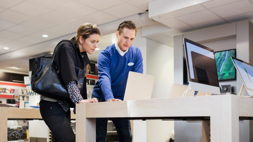 Laptop Buying Guide: 6 Essential Tips to Know Before You Buy