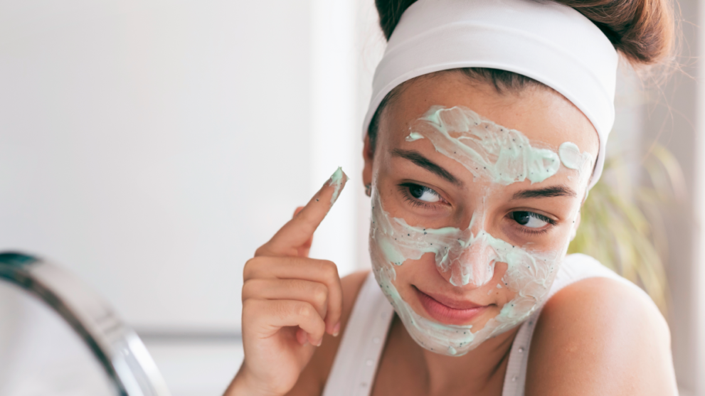 6 Skincare Essentials to Keep you Glowing All Winter Long
