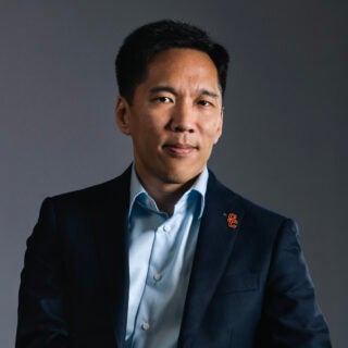 A headshot of USC President Beong-Soo Kim