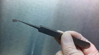 Retinal implant